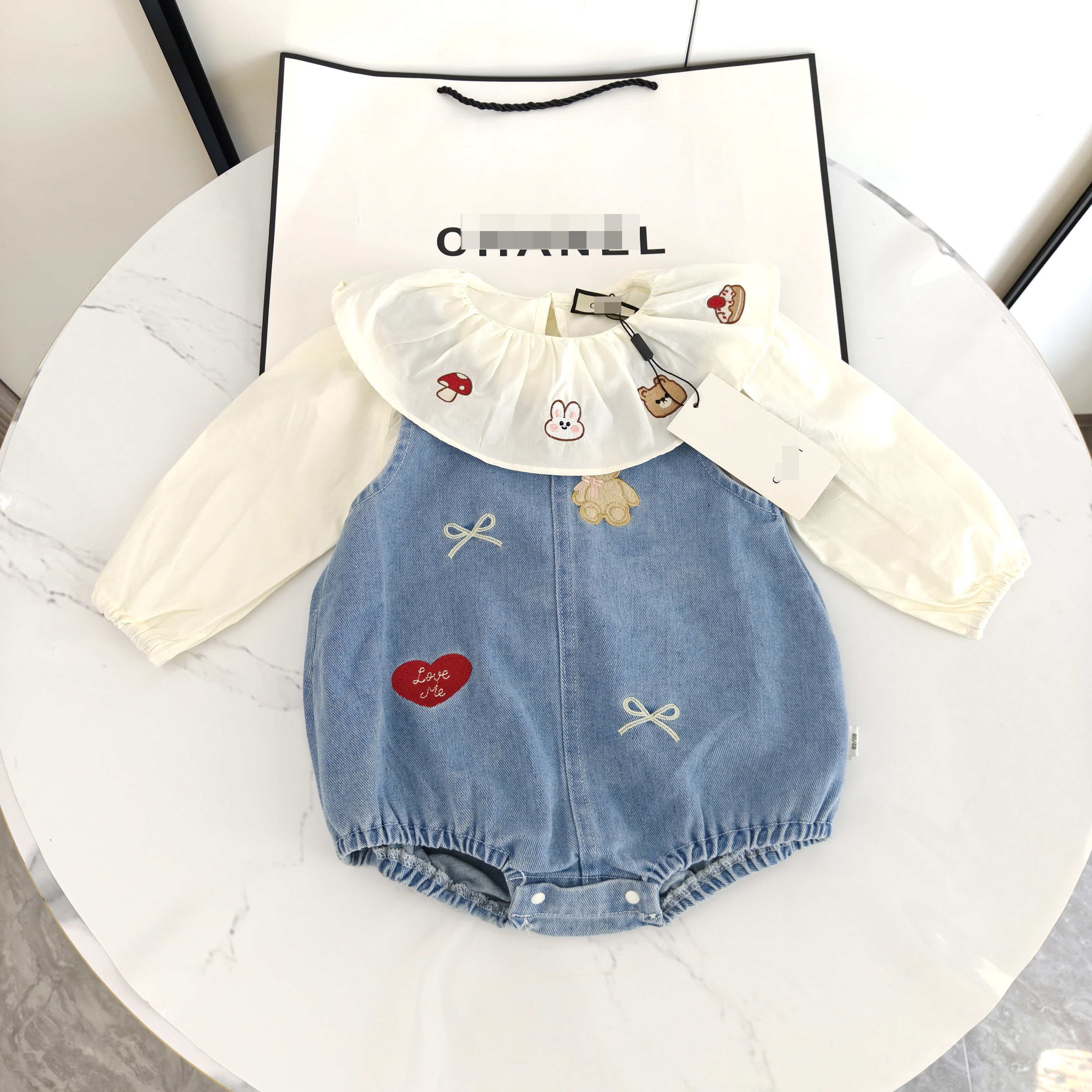 婴儿爬爬衣两件套哈服外出服