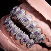 欧美跨境热销嘻哈牙套爱心镶钻饰品八齿HIPHOP铜镶锆满钻牙套饰品