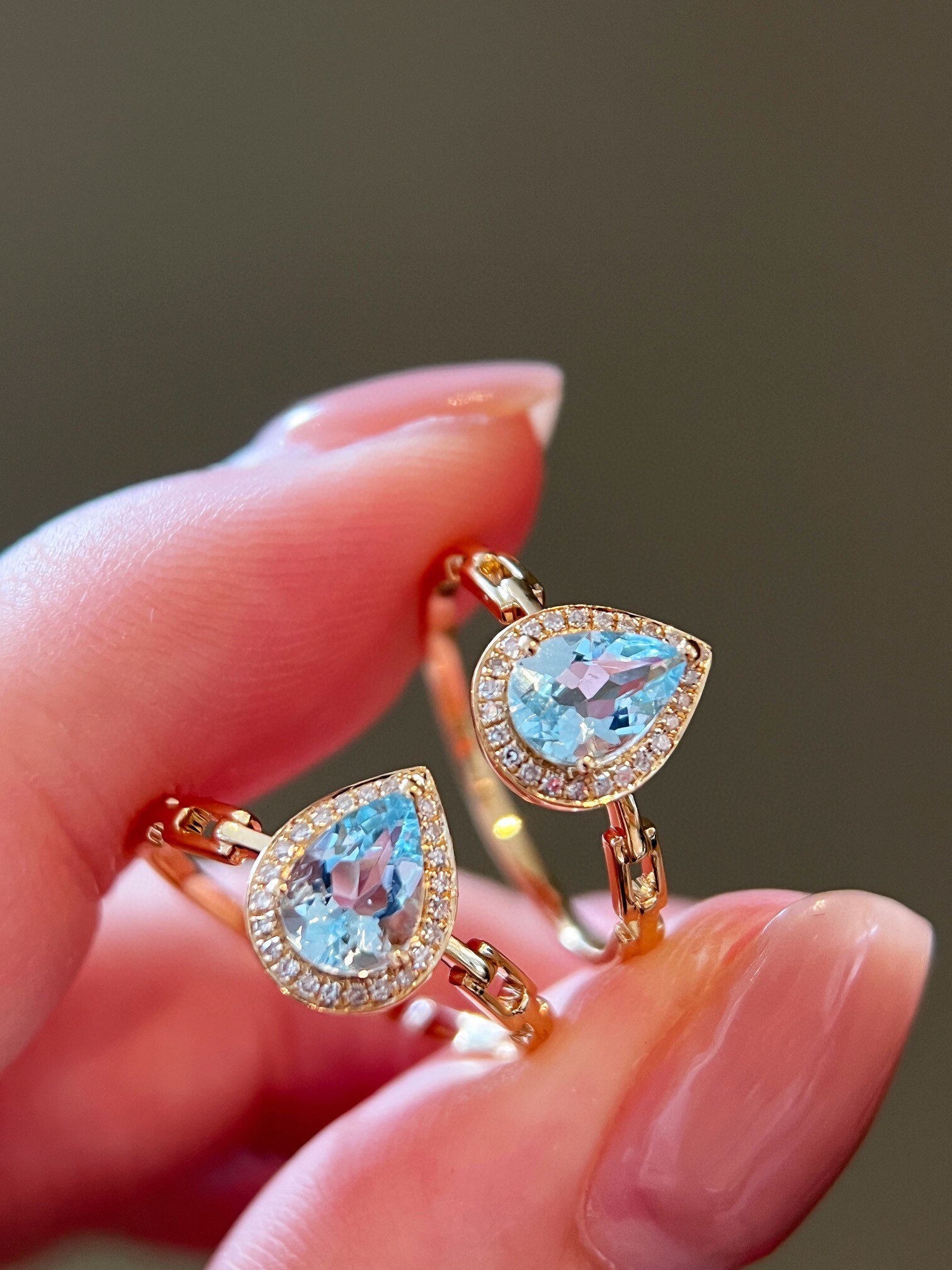 ins风18k金镶嵌钻石水滴海蓝宝戒指精致时尚修饰手型显白气质百搭