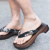 木屐鞋 珍凡妮男日式 平底木屐cosplay木拖鞋 人字拖情侣厚底分左右