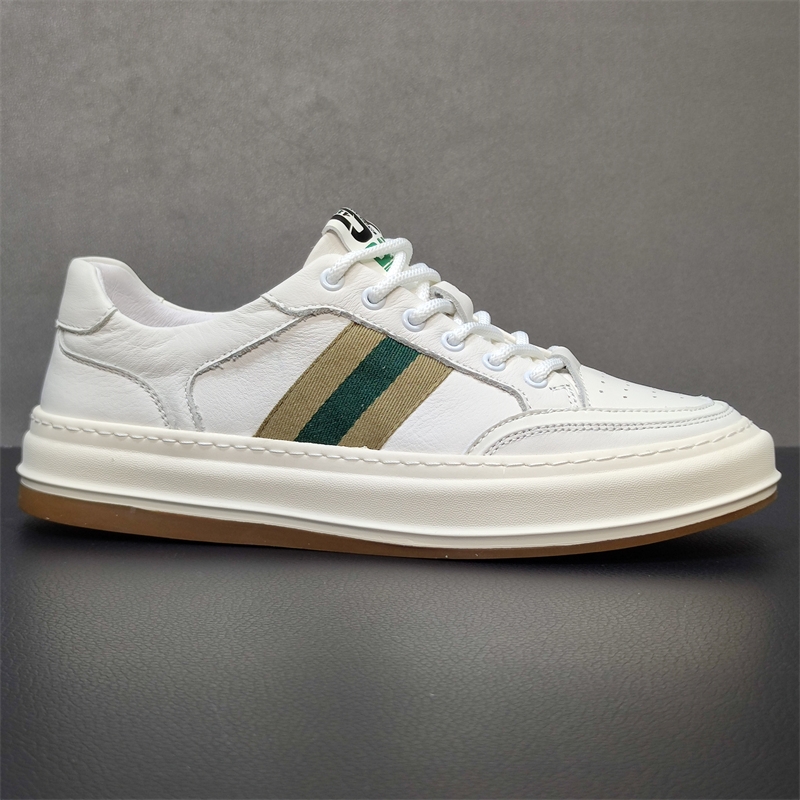 特价头层牛皮英伦休闲板鞋男