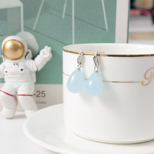 小众极光水滴形海蓝宝纯银耳坠