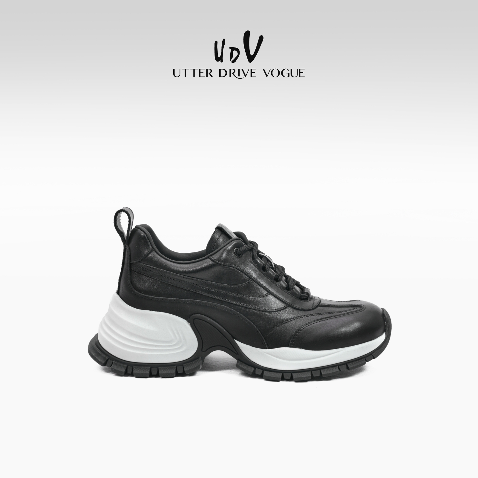 UDV白色厚底老爹鞋女2025春季新款轻便减震增高撞色休闲运动鞋