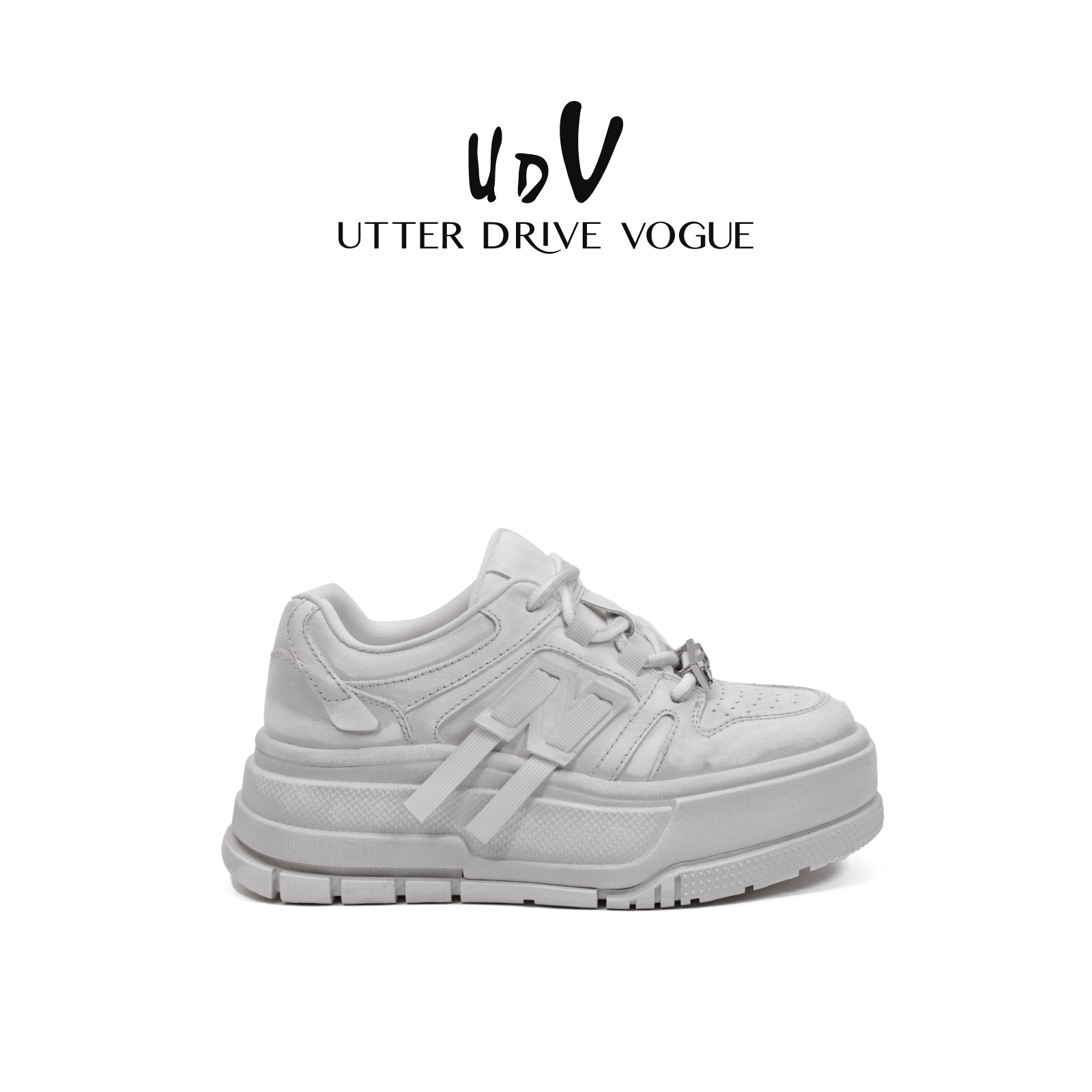 UDV潮流厚底板鞋女2025夏季新款小白鞋爆款小个子休闲鞋配裙子