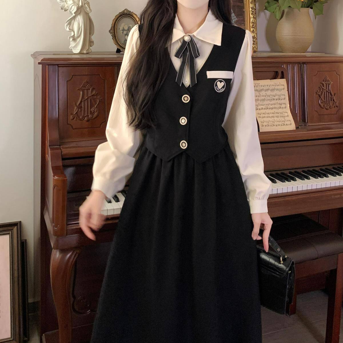 法式学院风黑色连衣裙女新款春秋季教资面试艺考成人礼假两件裙子
