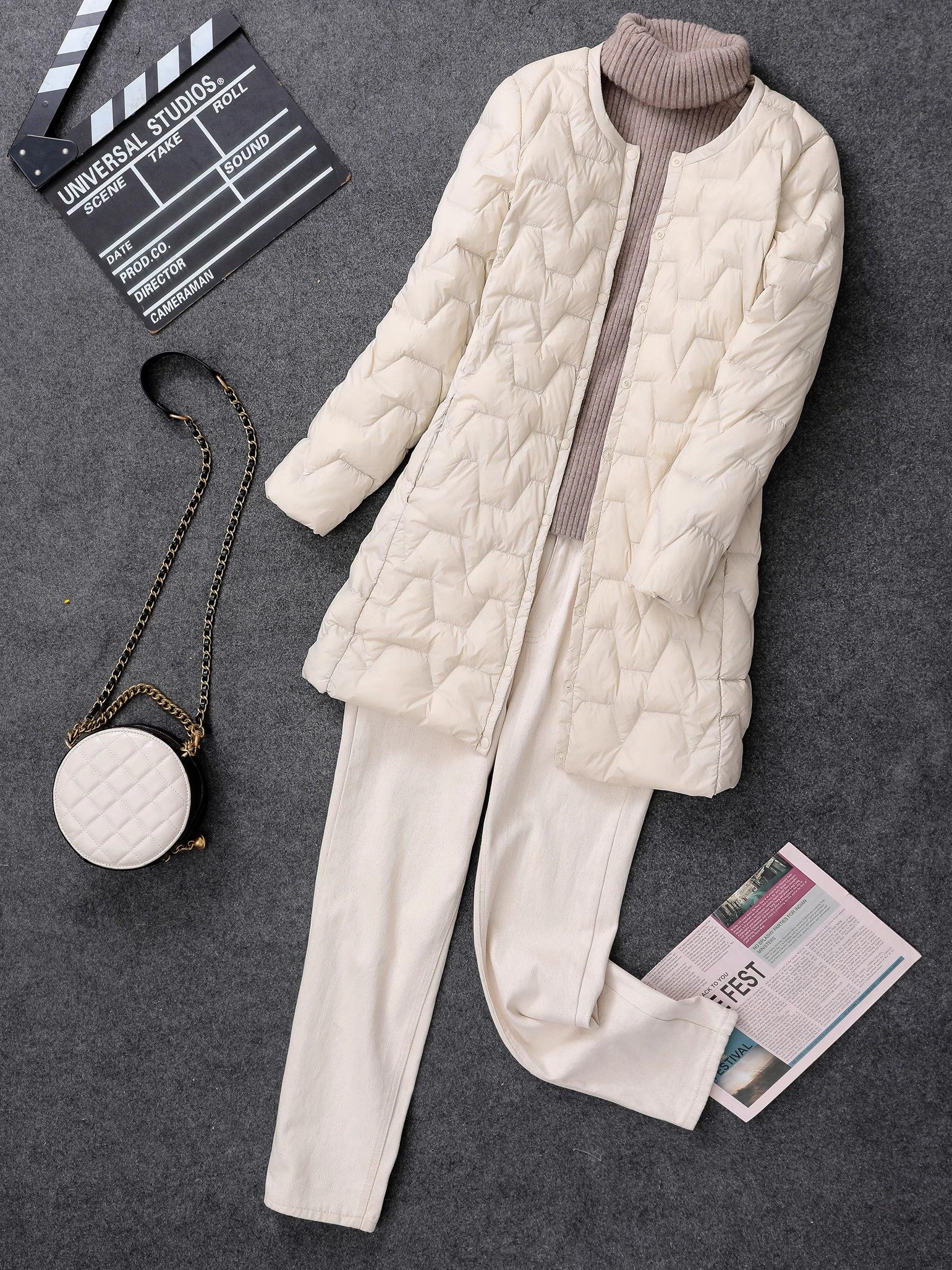 中长款圆领轻薄羽绒服