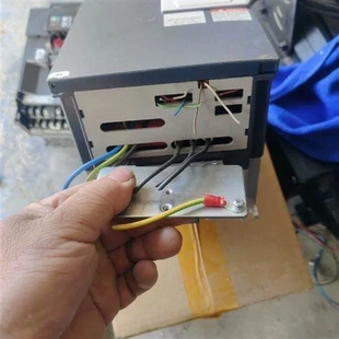2.2非实 非实价议价议价拆机施耐德JFTAT2V12变频器AV31HUT223M2