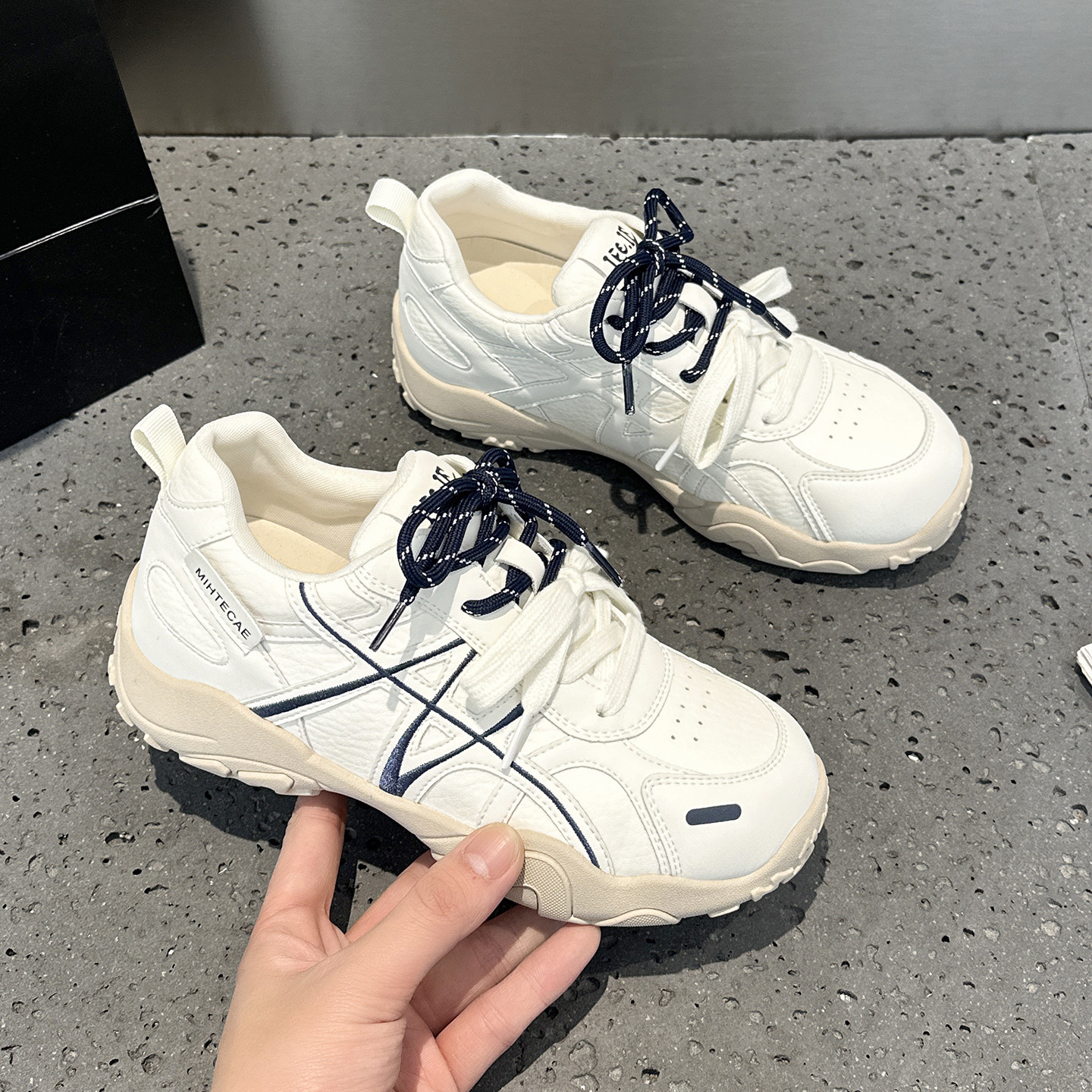 真皮软底德训鞋女2026春季新款百搭系带厚底内增高运动休闲小白鞋,女鞋,德训鞋,淘宝优惠券,粉丝福利购,淘宝优惠卷