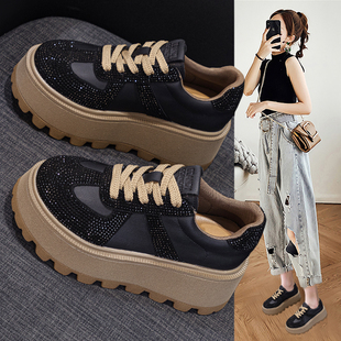 复古水钻德训鞋女秋冬2025新款爆款厚底内增高休闲运动黑色老爹鞋