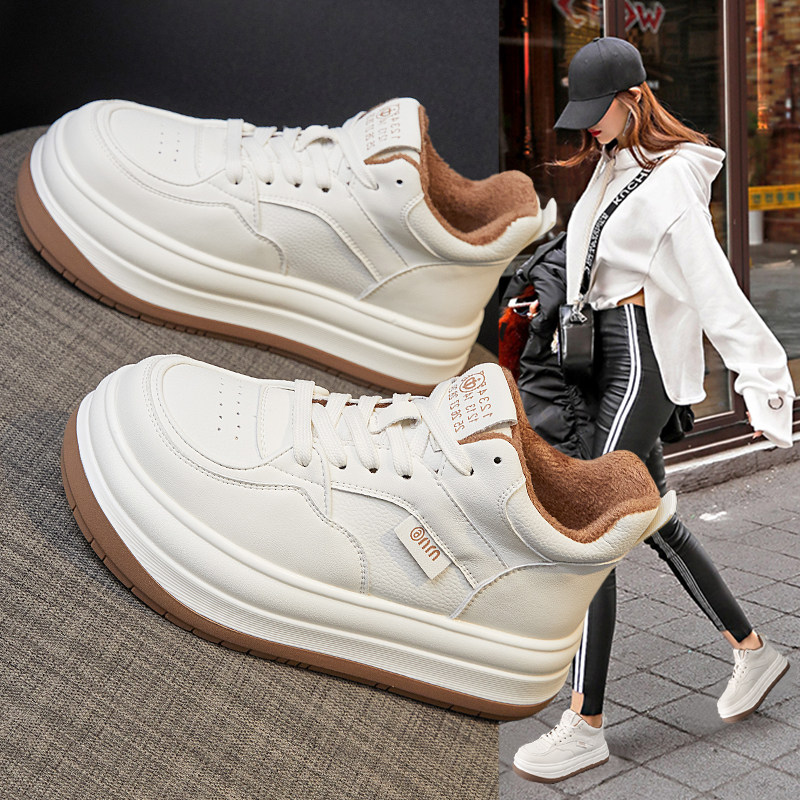 真皮高帮小白鞋女2025新款秋冬加绒保暖百搭厚底增高运动休闲板鞋