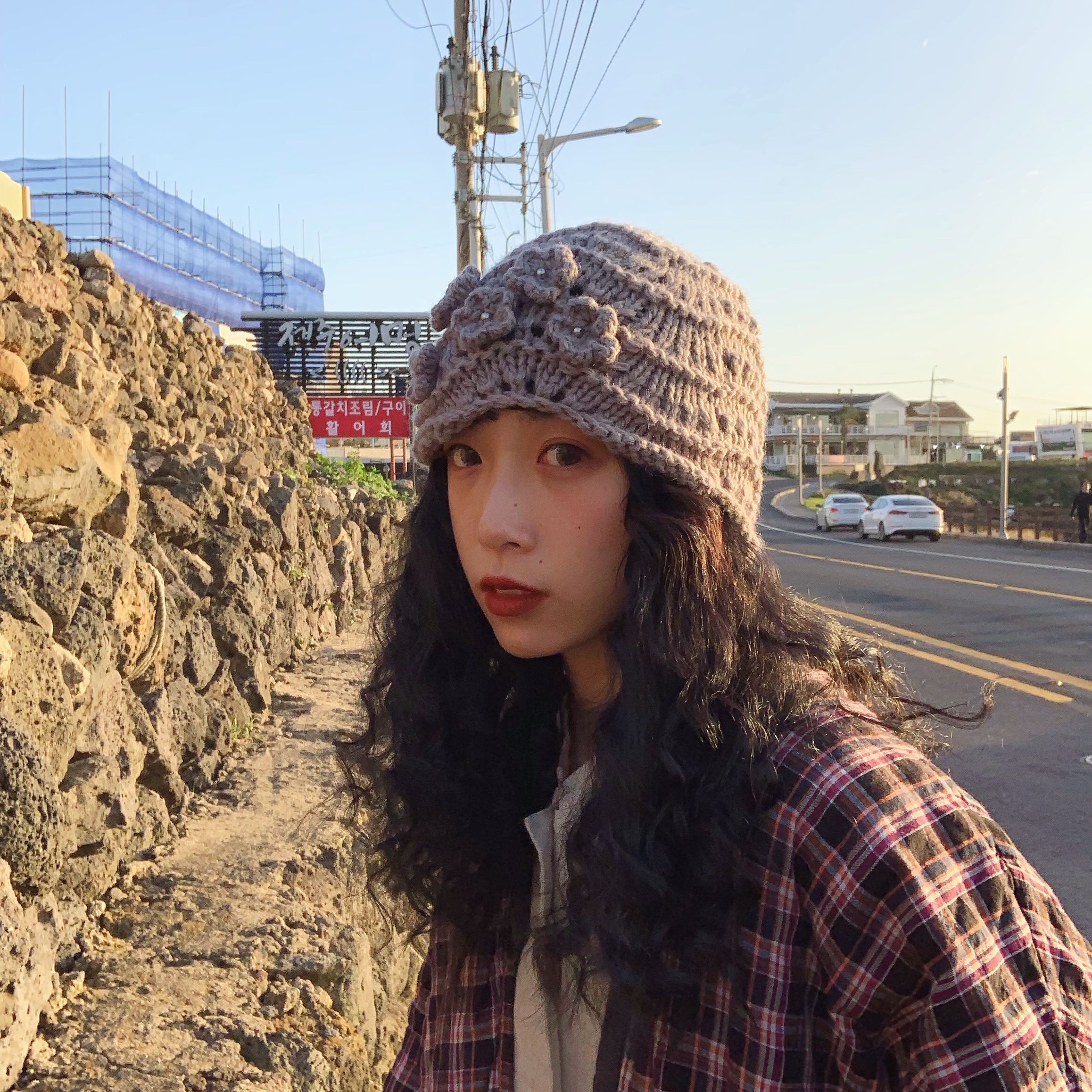 vintage学画姑娘立体花朵毛线帽