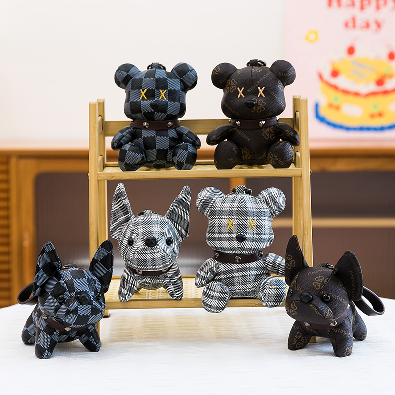 新款暴力熊法斗皮质挂件公仔格子小熊法斗精致包包挂件玩偶送女生