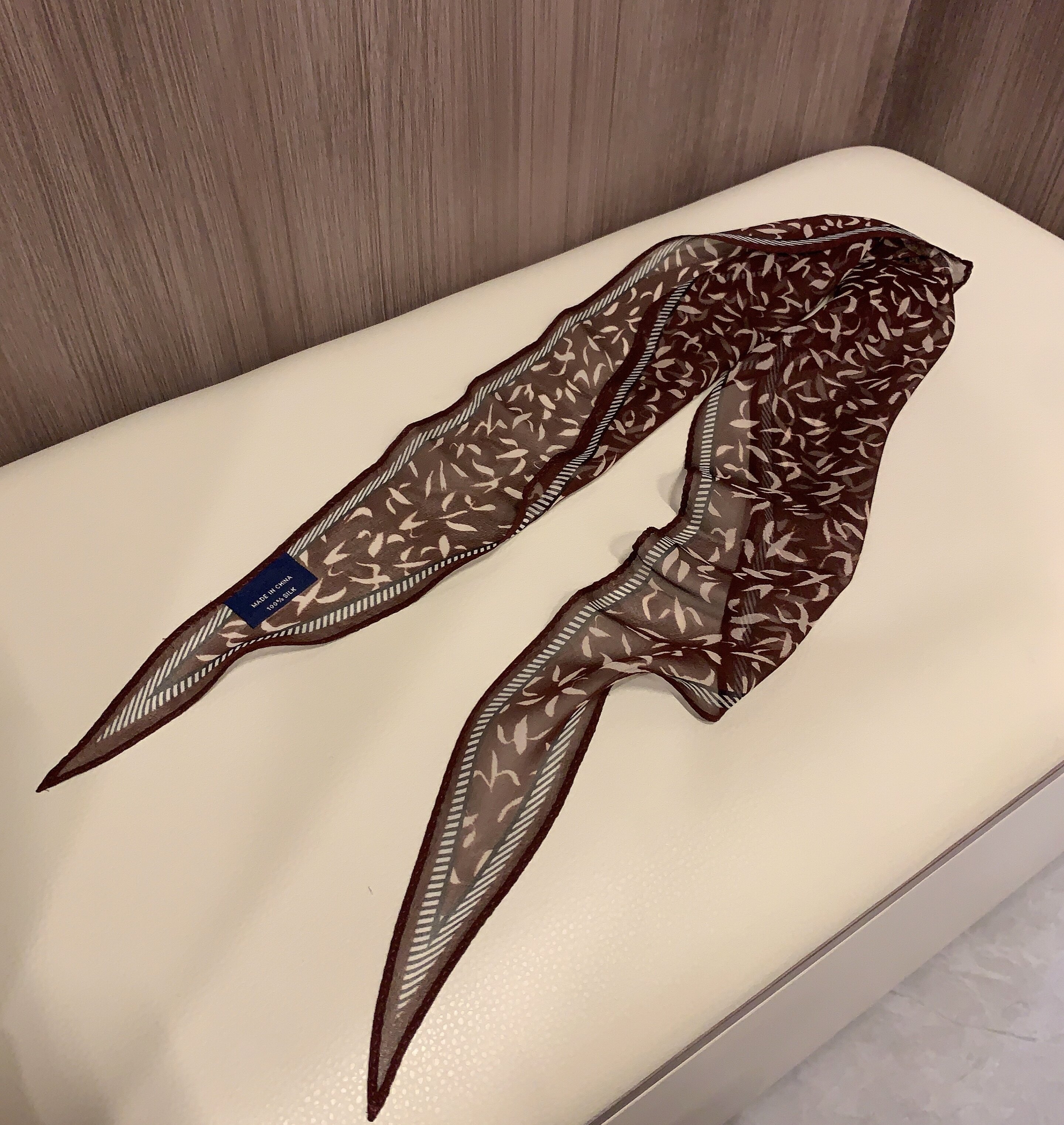 飞燕盘旋真丝乔其纱菱形巾 夏日百搭小物桑蚕丝丝巾