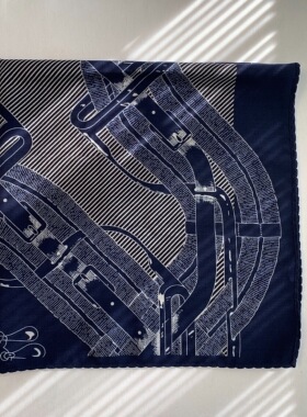 马爵锁环 H双面印花方巾 100支澳洲绵羊毛特种卷边围巾63CM