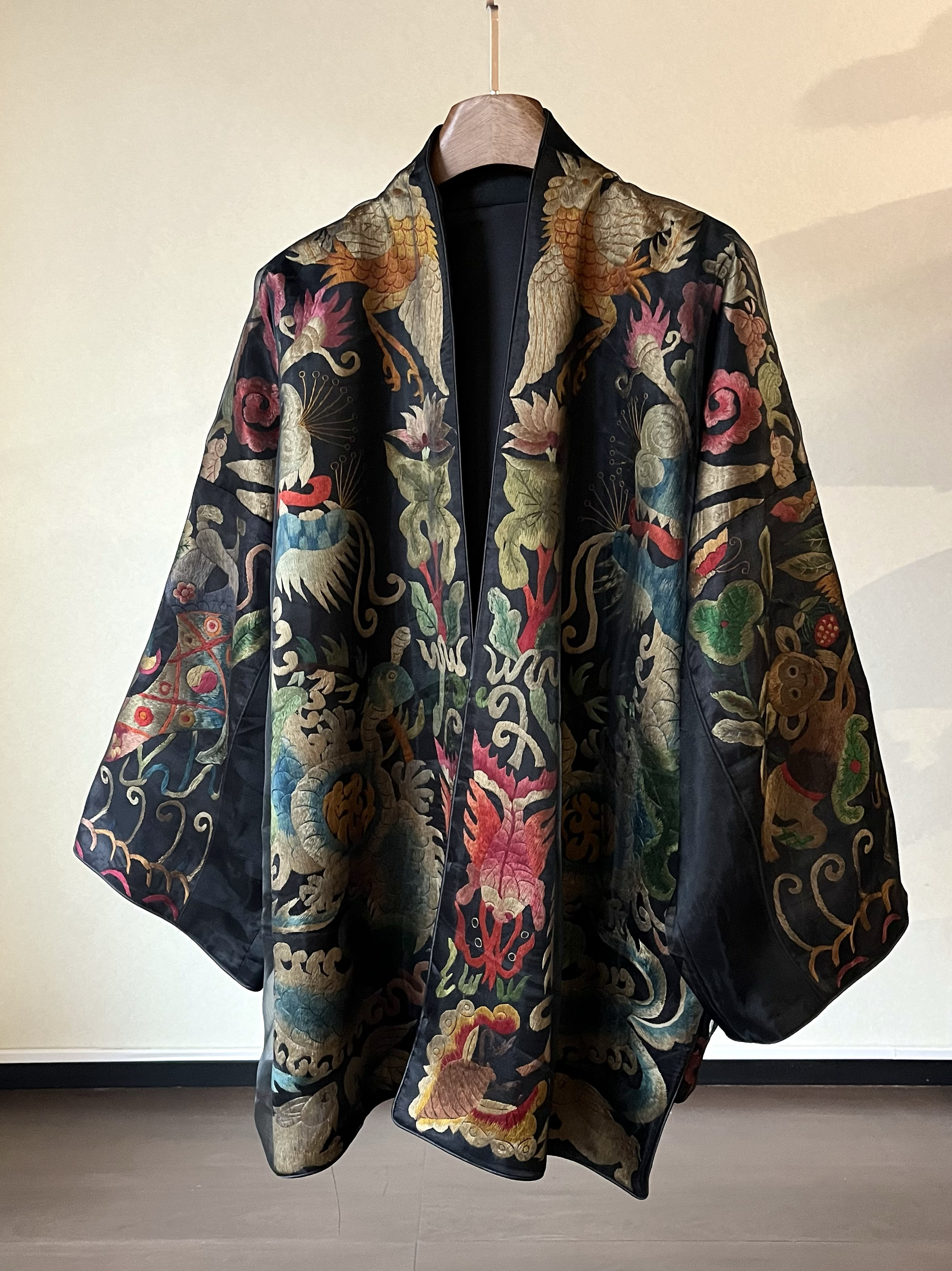 重工纯手绣新中式苗绣外套宽松欧根纱