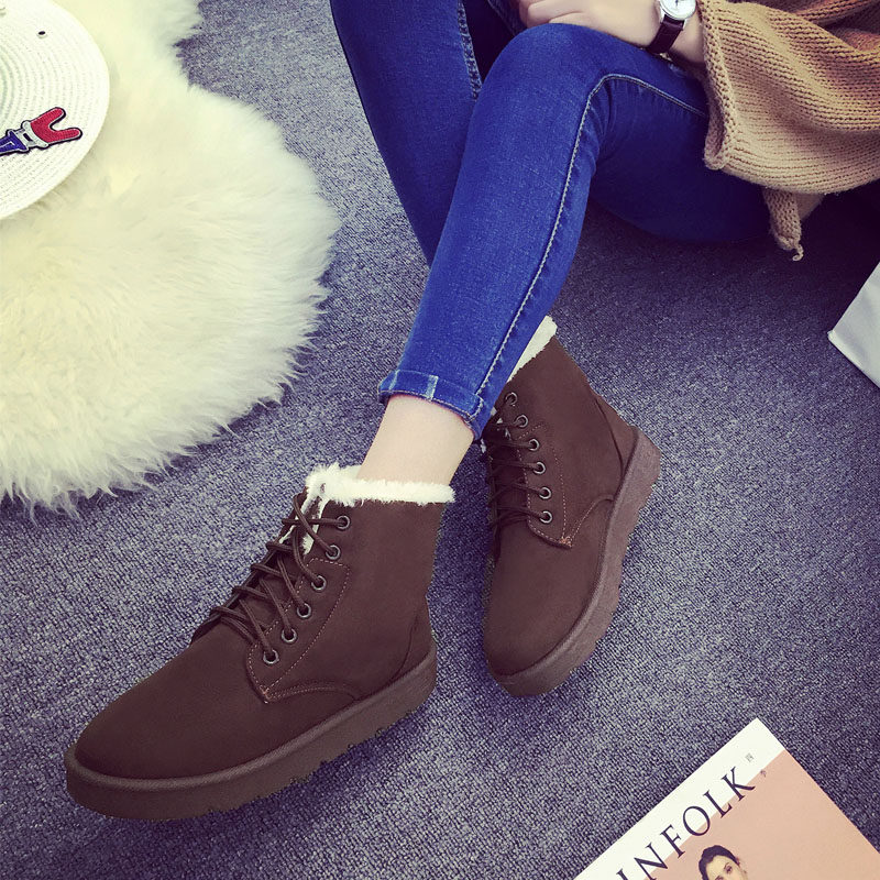 2021 NEW WINTER SNOW BOOTS FEMALE SHORT TUBE STUDENT SHORT BOOTS KOREAN VERSION OF WILD PLUS VELVET WARM COTTON SHOES MARTIN BOOTS