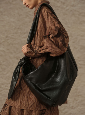 【MORIN KHUUR 牧仁】环保PU斜挎包