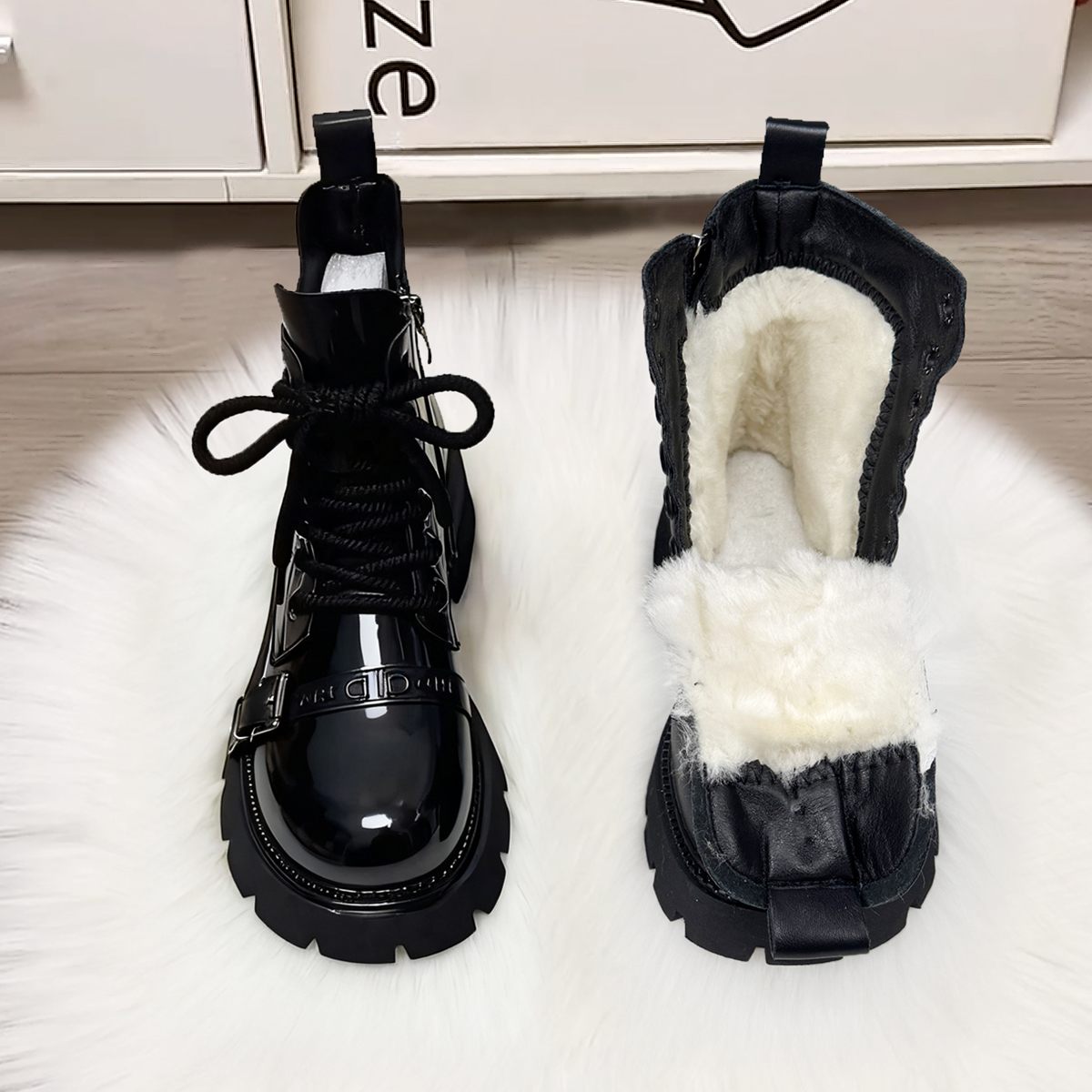 爆款羊毛马丁靴女2025冬季新款厚底漆皮保暖棉短靴皮面防水雪地靴