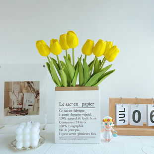 北欧简约郁金香仿真花牛皮纸袋纸花瓶ins韩风桌面摆件家居装饰