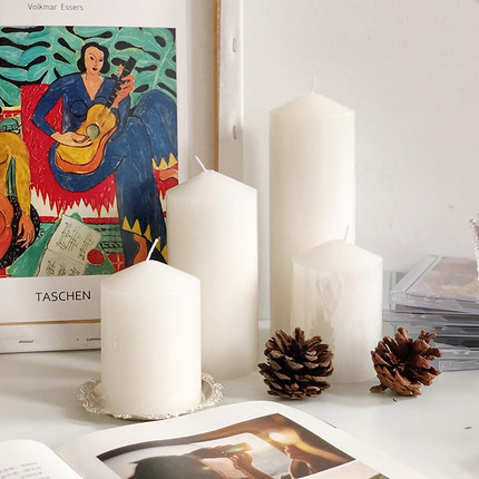 北欧简约ins风白色圆柱体粗蜡烛chic韩风家居装饰民宿软装摆件