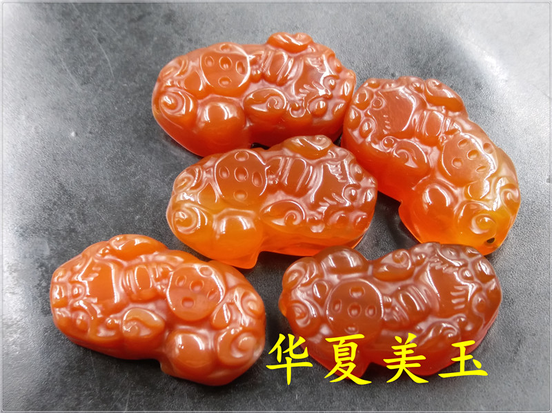 华夏美玉 天然中号红玛瑙小貔貅吊坠 红色玉髓一钱貔貅挂件 玉坠