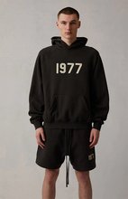 FEAR OF GOD ESSENTIALS FOG SS22 1977数字植绒印花帽衫宽松高街