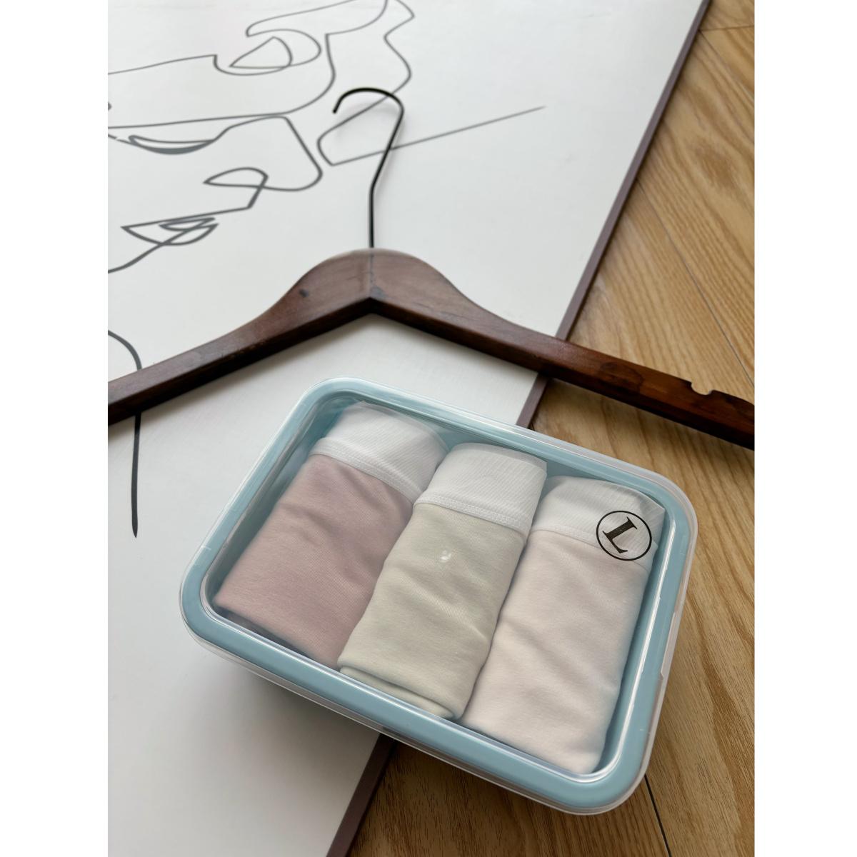 一盒3条装~！底档含桑蚕丝   新疆棉超舒适薄款女士三角裤内裤