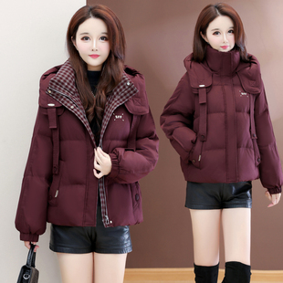 工装口袋连帽短款羽绒服女酒红色90白鸭绒2025秋冬季新款保暖外套