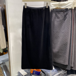 欧洲站2025秋冬新款 高级感黑色高腰包臀后开叉显瘦金丝绒半身裙女