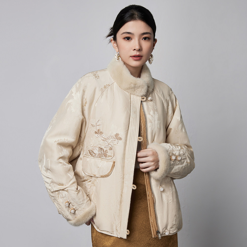 2025新款人丝提花刺绣鹅绒服中式轻国风短款羽绒服外套复古女装,女装/女士精品,羽绒服,淘宝优惠券,粉丝福利购,淘宝优惠卷