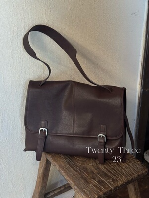 Twenty Three复古风植鞣牛皮单肩邮差包通勤大容量托特包斜挎包