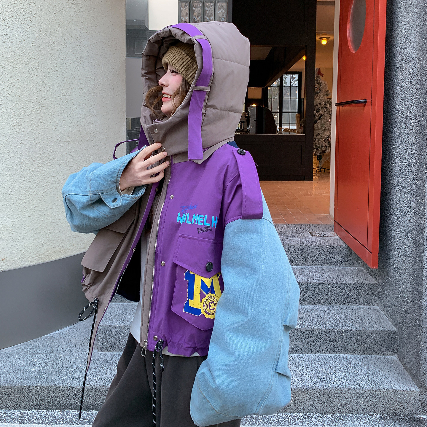 美式撞色拼接连帽短款羽绒服女冬季设计感印花白鸭绒保暖显瘦外套