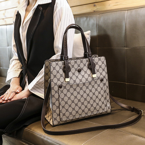 真皮印花托特包大容量时尚潮流