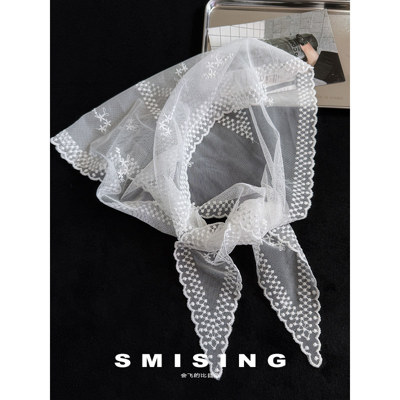 法式气质优雅蕾丝三角巾女春夏薄款植物花卉百搭拍照装饰丝巾头巾