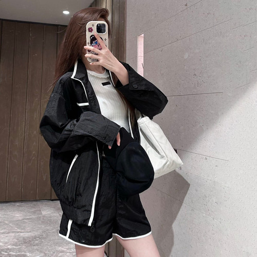 休闲撞色立领防晒运动夹克外套女