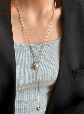 2025新款单颗珍珠吊坠长款蛇骨炼项炼女配饰轻奢高级感精致毛衣炼