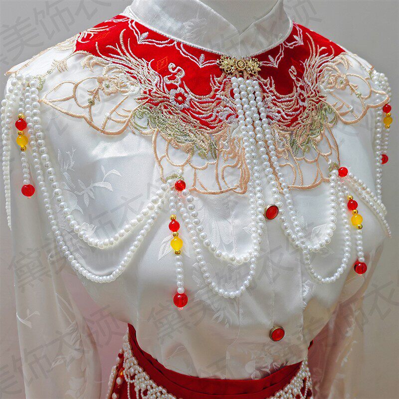 单独云肩马面裙配饰中式订婚新娘珠绣流苏旗袍敬酒服红色外搭披肩