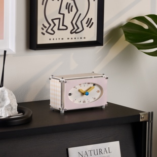 可爱猫咪时间创意摆件桌面小型摆台式钟表床头静音钟摆放表电视柜