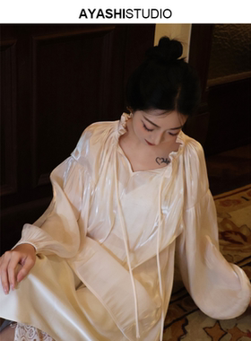 AYASHI【流萤】日本进口琉璃光感流光法式荷叶边落肩防晒衬衫女