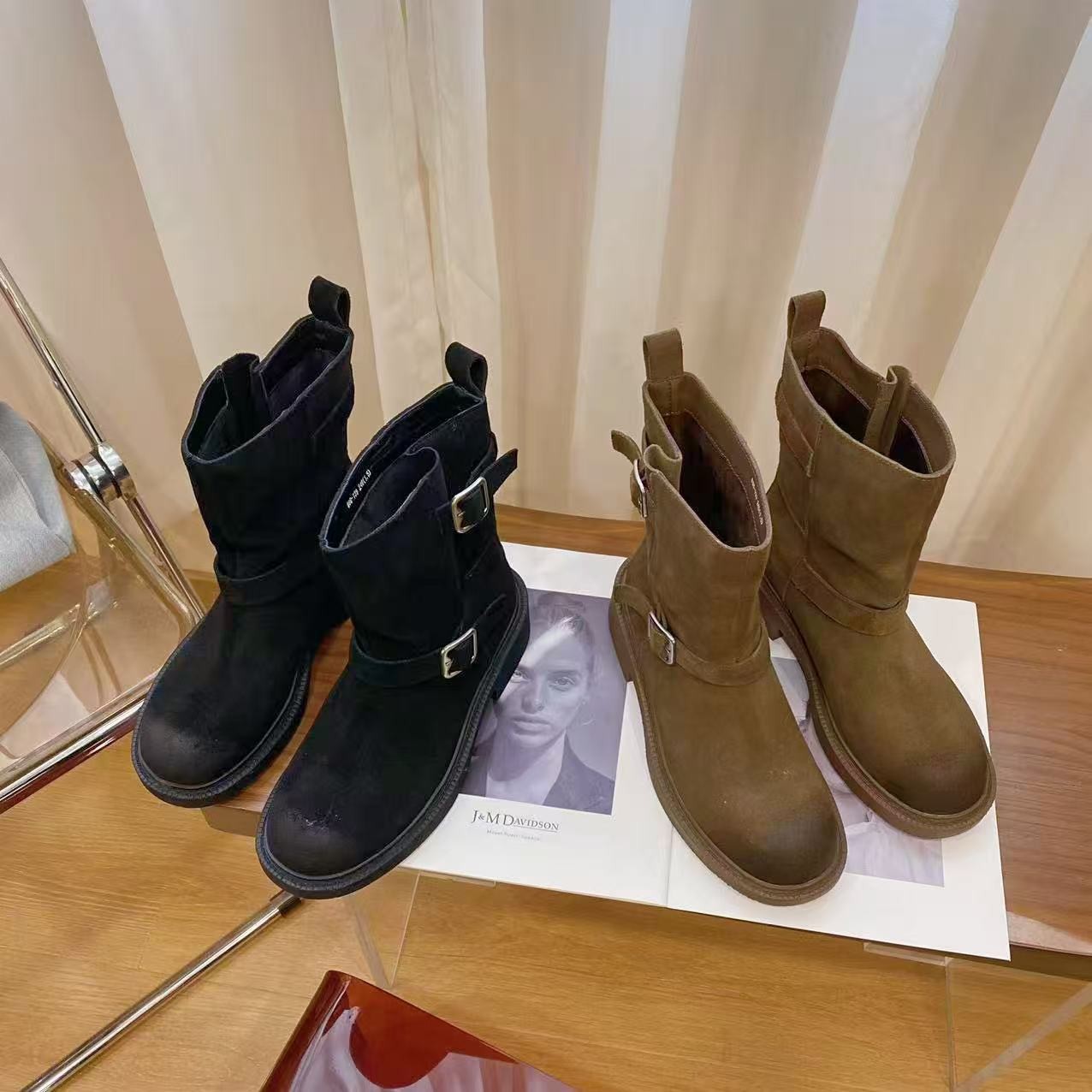 高档头层牛皮粗跟时尚短靴女