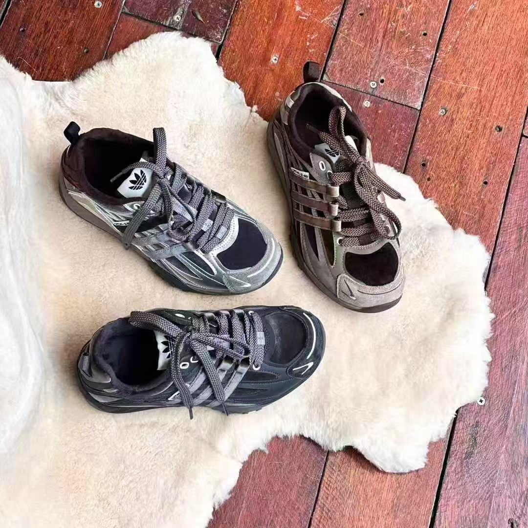 韩版真皮时尚休闲运动鞋女