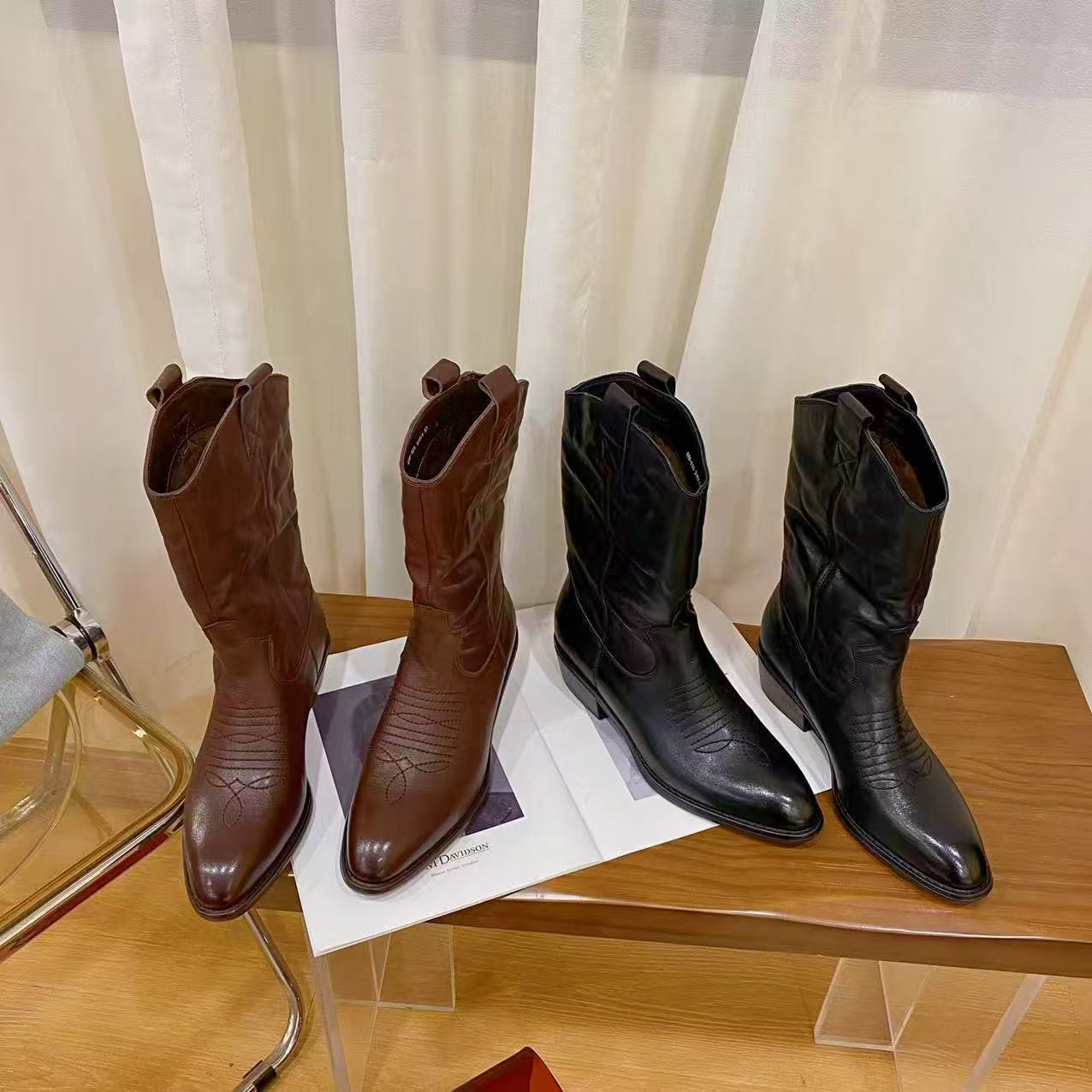 高档头层牛皮粗跟时尚短靴女