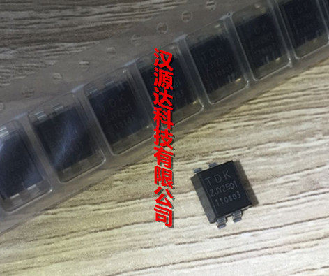 ZJYS81R5-2PL25T-G01 ZJY2501 SMD-4 原装进口贴片共模滤波器