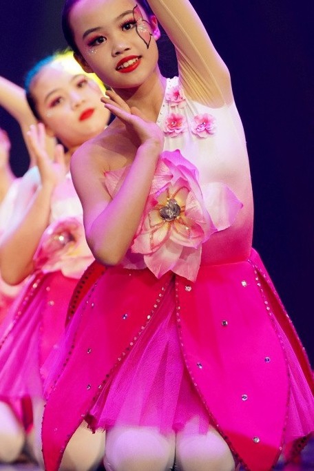 六一儿童玉兰香演出服荷花舞蹈桃花朵朵开蓬蓬裙莞邑装开场舞伴舞,童装/婴儿装/亲子装,儿童演出服,淘宝优惠券,粉丝福利购,淘宝优惠卷