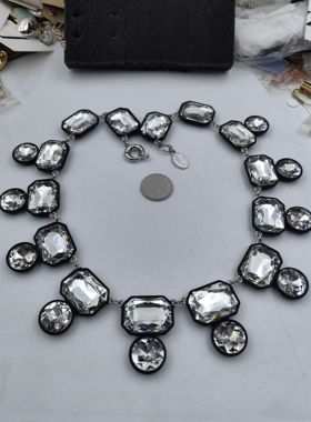 青岛外贸饰品K9玻璃烤漆质感大牌高端项链