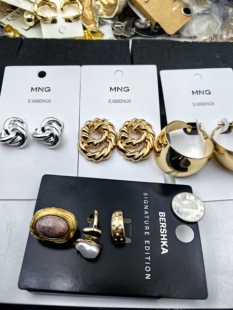 青岛外贸饰品耳钉耳环手链套装