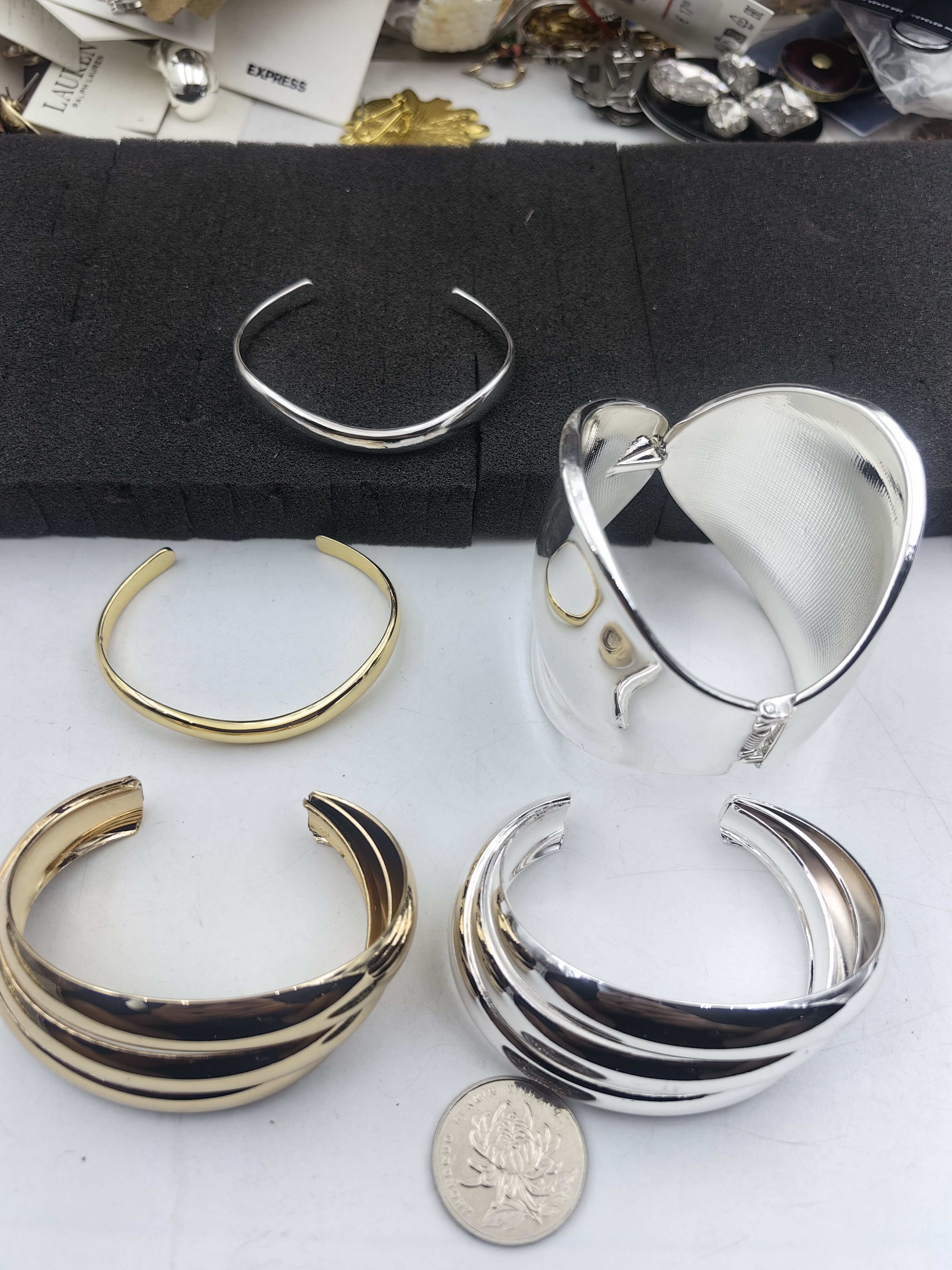 青岛外贸饰品MNG官网同步手镯