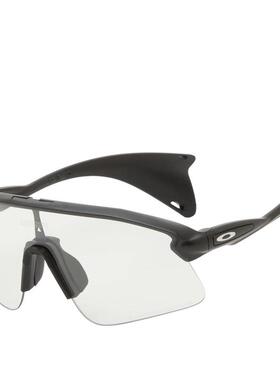 海外代购Oakley/欧克利女士太阳眼镜适应光线变化防眩光变色镜片