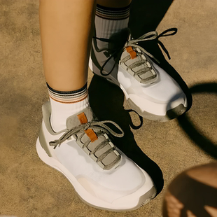 代购wilson Intrigue Tour威尔胜舒适贴合抓地女款巡回赛级网球鞋