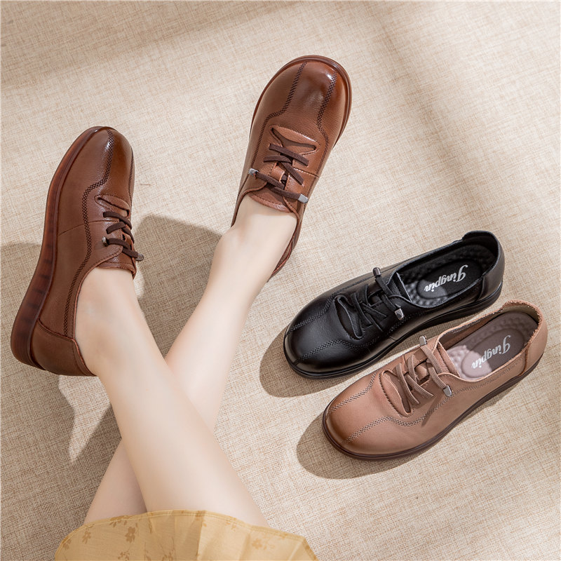 头层牛皮防滑软底舒适妈妈单鞋